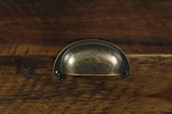 Artisans Chairside Table In Gray