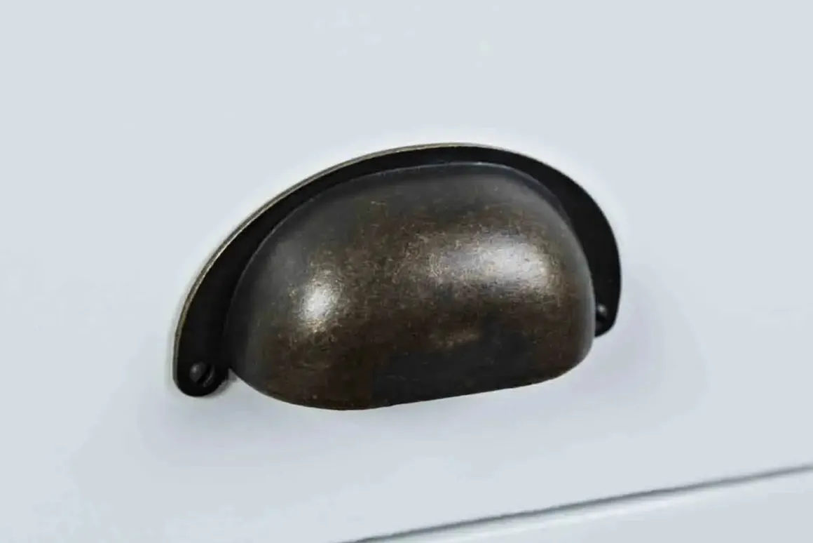 Artisans Media Console In Oak, 50 Inch