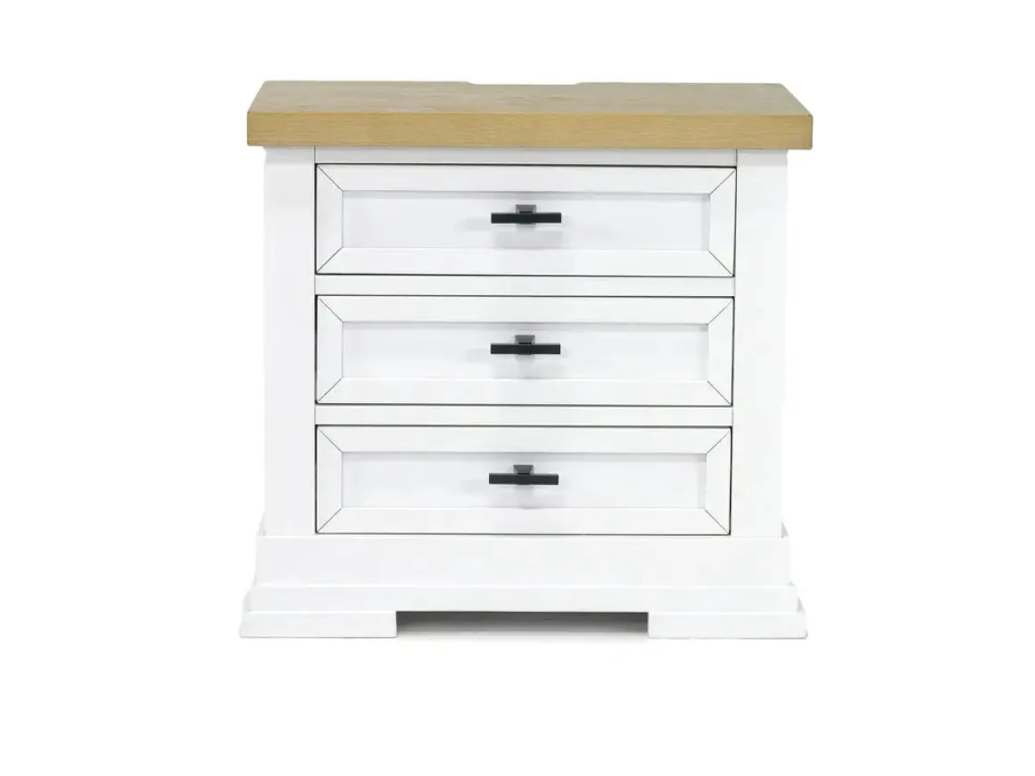 Ashbryn Nightstand In White