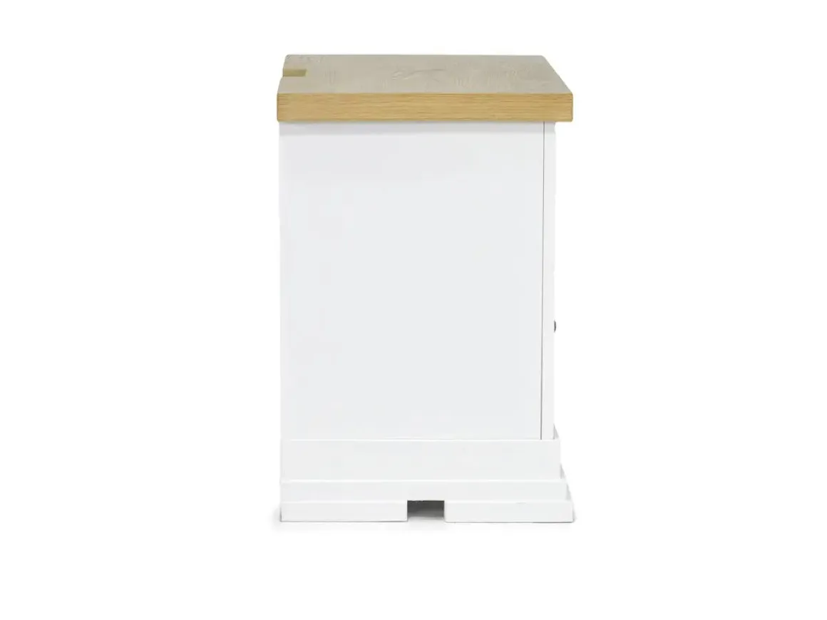 Ashbryn Nightstand In White