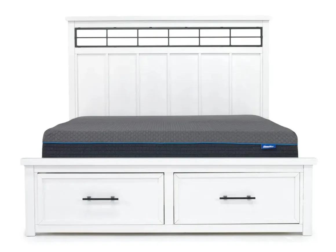 Ashbryn Storage Bed In White, Queen