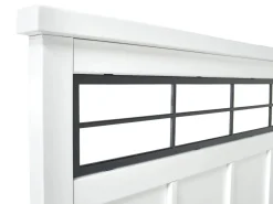 Ashbryn Storage Bed In White, Queen