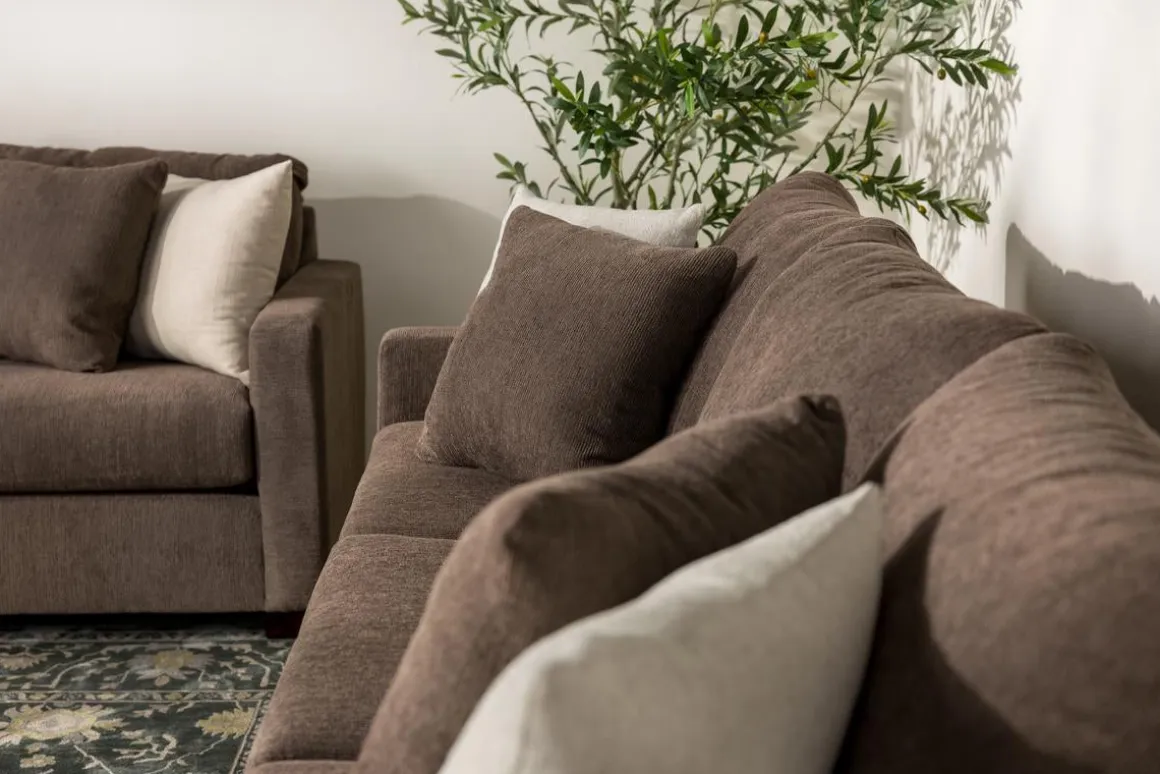 Barrett Sofa In Fisk Mushroom