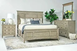 Bay Creek 3 Drawer Nightstand In Light Gray