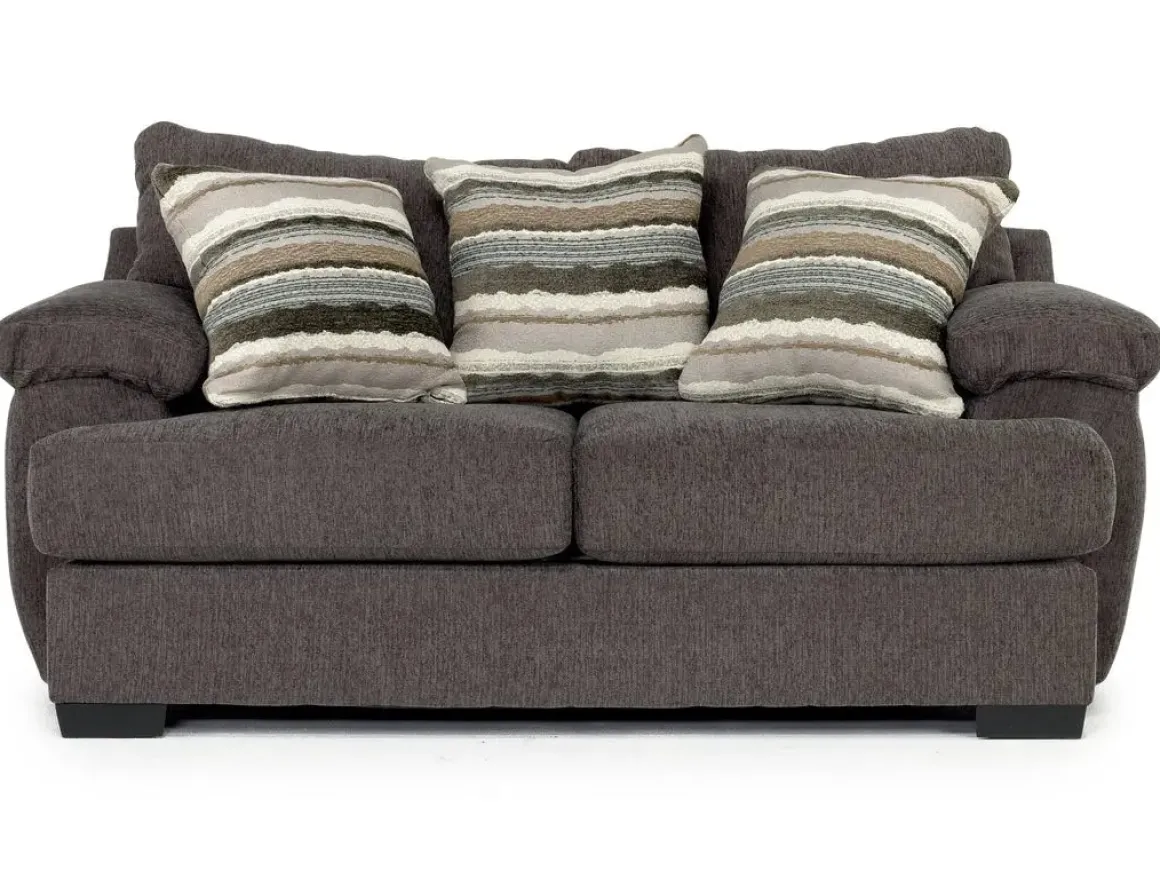 Bermuda Loveseat In Victory Sterling
