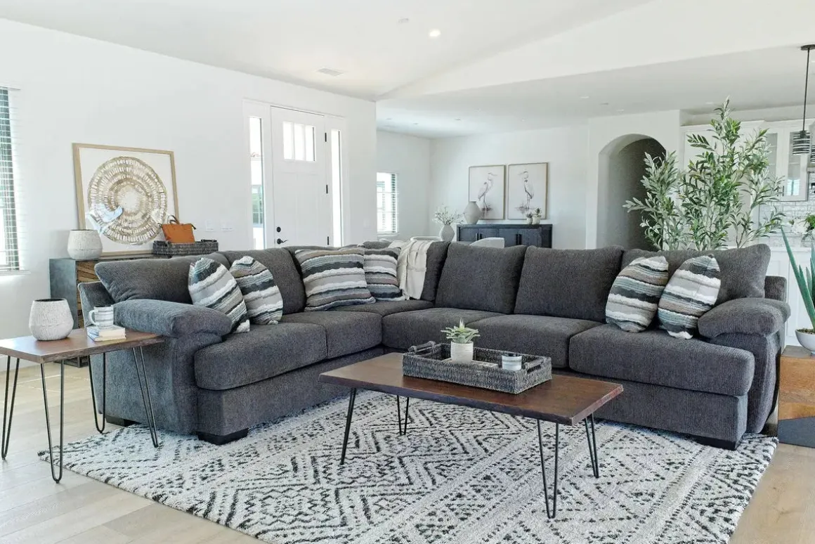 Bermuda Tux Sofa Sectional In Victory Sterling, Left Facing