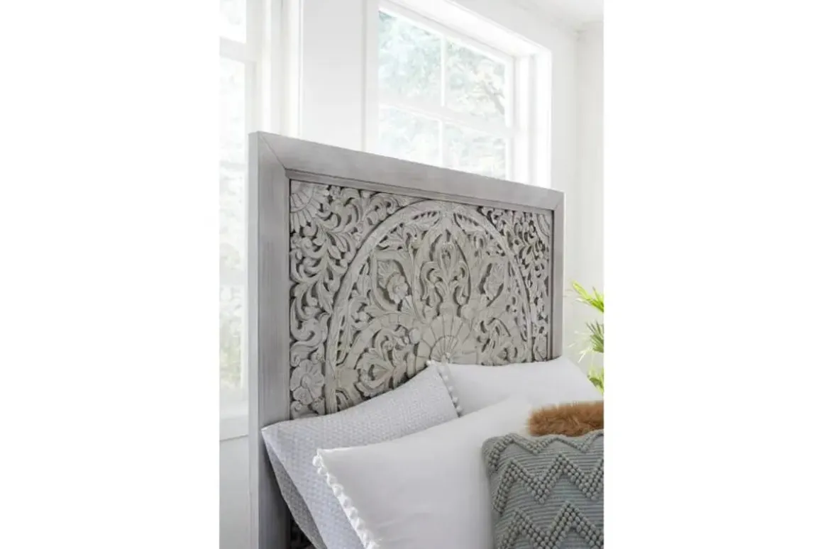 Boho Chic Platform Bed In Washed White, Full