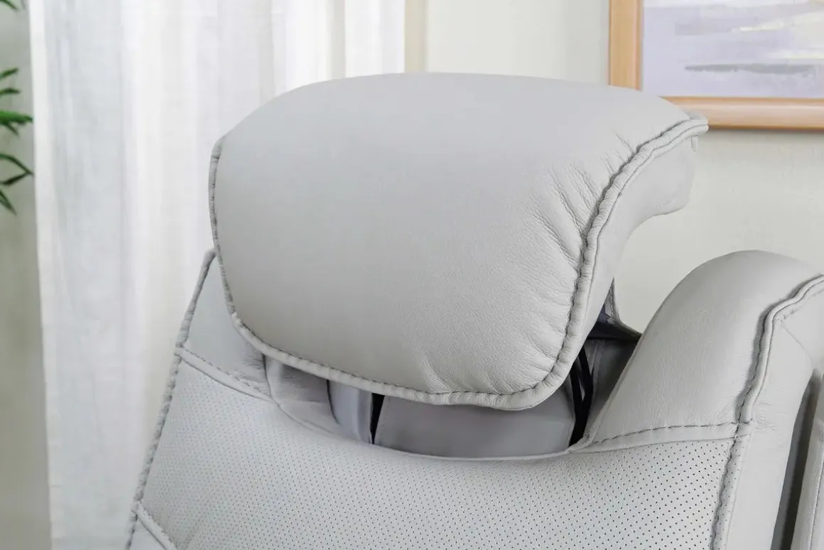 Bowden 2 Power Console Loveseat W/ Cooler In Blanca Light Gray Leather