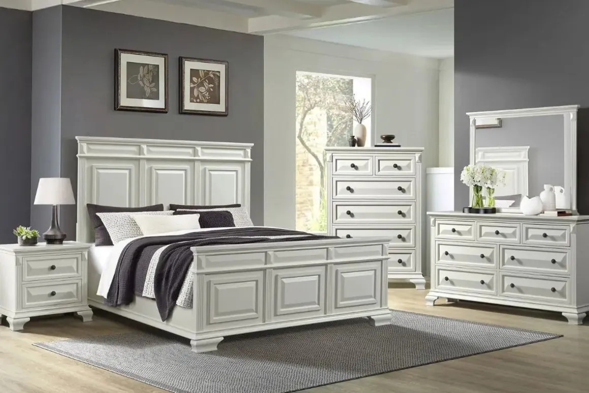 Bridgestone Panel Bed, Dresser, Mirror & Nightstand In Antique White, Queen