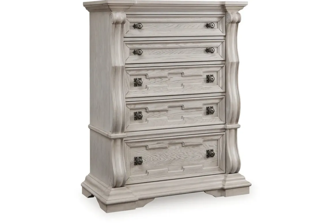 Bruchandi Chest In Antique White