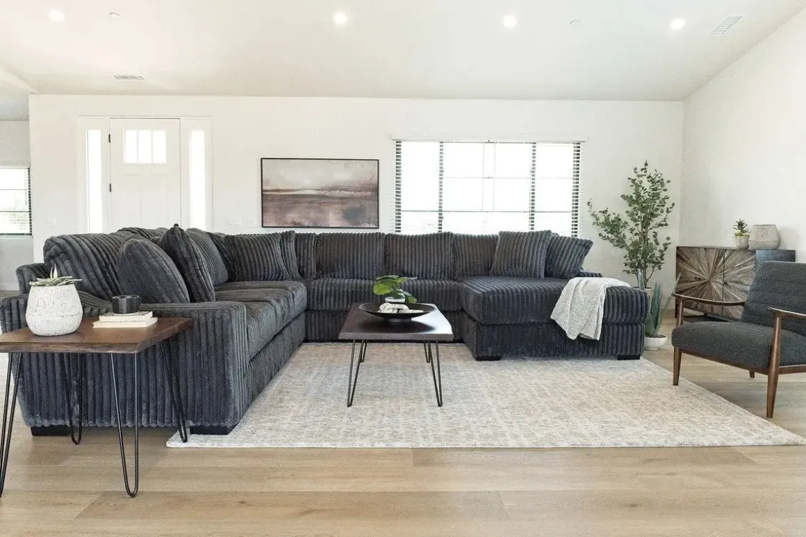 Casper 4 Piece Xl Loveseat Chaise Sectional In Pony Slate, Left Facing