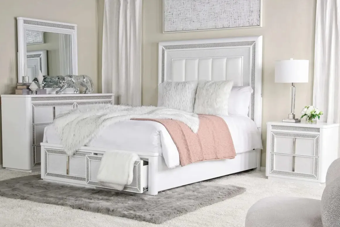 Chalanna Nightstand In White