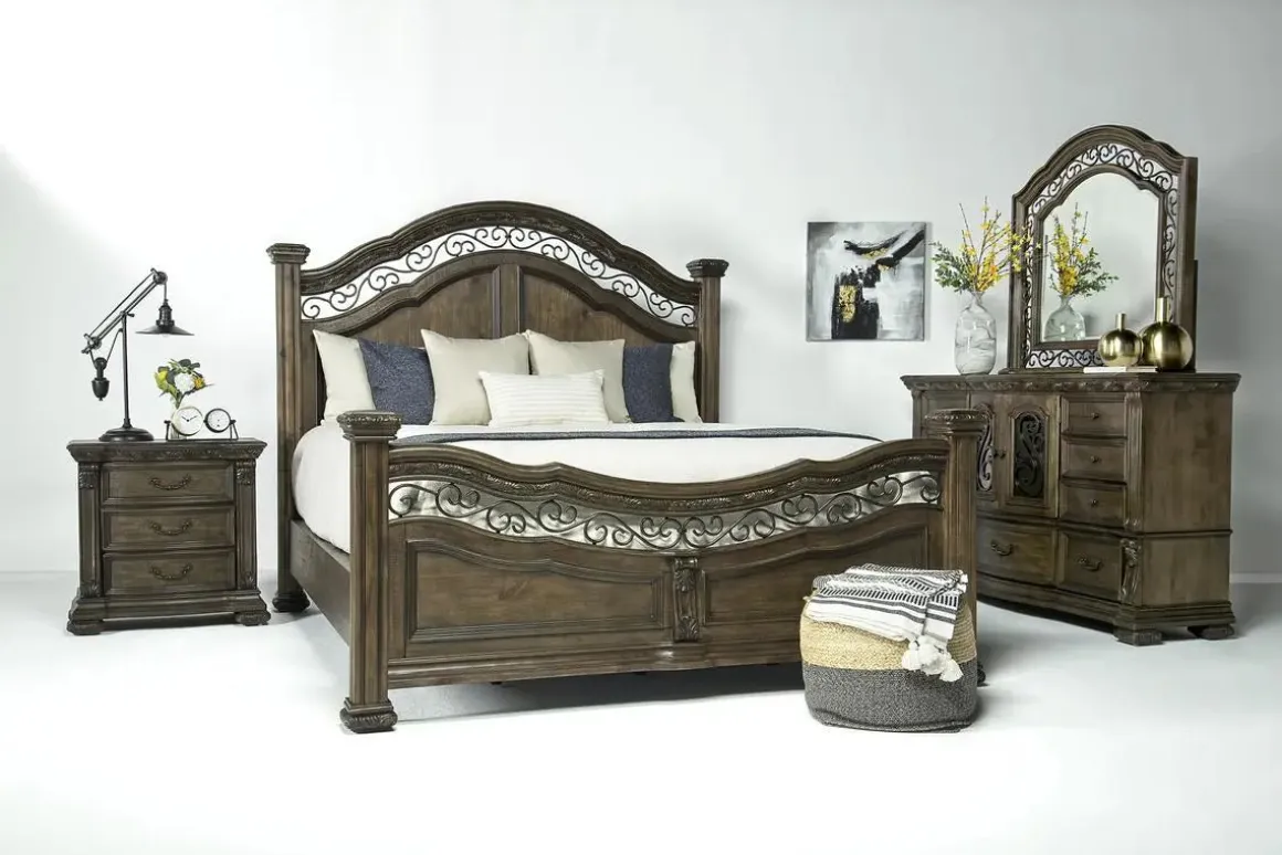 Durango Mirror In Willadeene