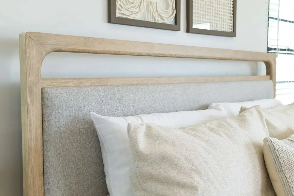 Easton Upholstered Storage Bed In Natural, Ca King