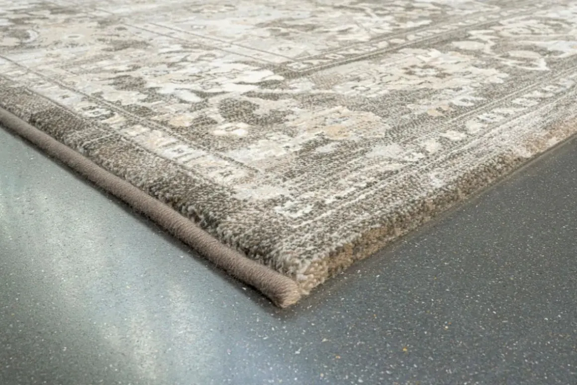 Essentials Core Rug In Brown, 5’ X 7’