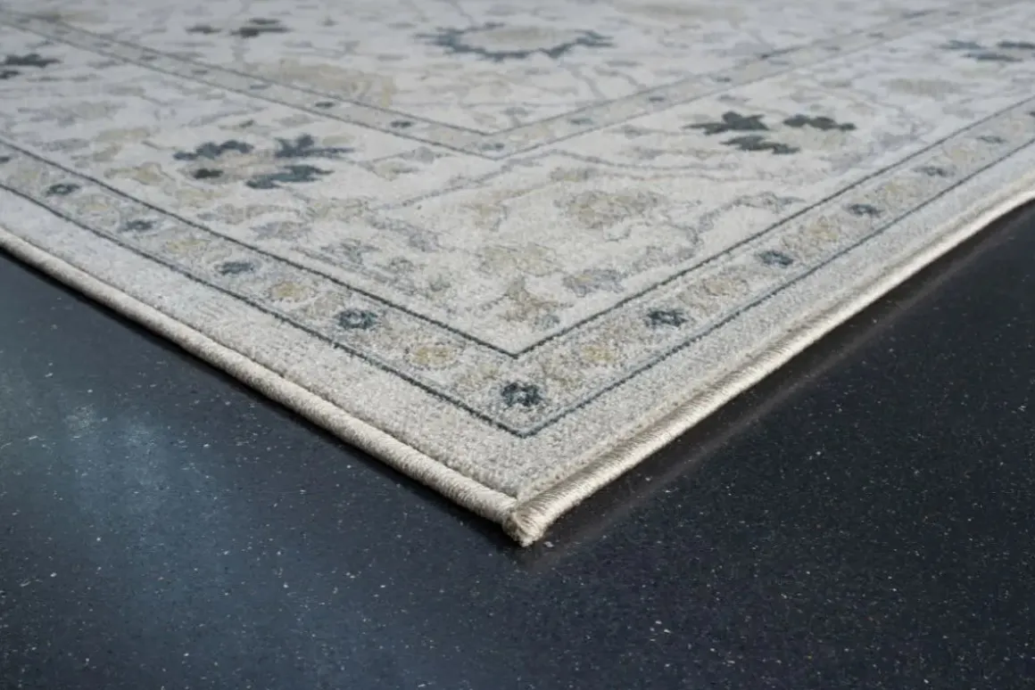 Gatsby Regent Rug In Ivory & Green, 5’ X 7’