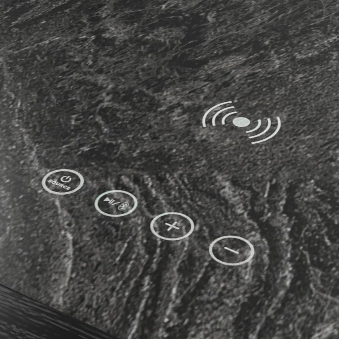 Halo Round End Table In Black