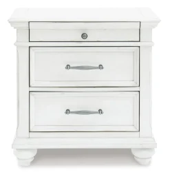 Kanwyn Panel Bed, Dresser, Mirror & Nightstand In White Wash, Queen