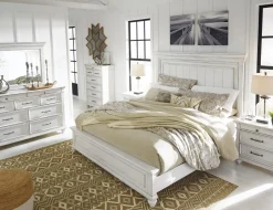 Kanwyn Panel Bed In White Wash, Queen