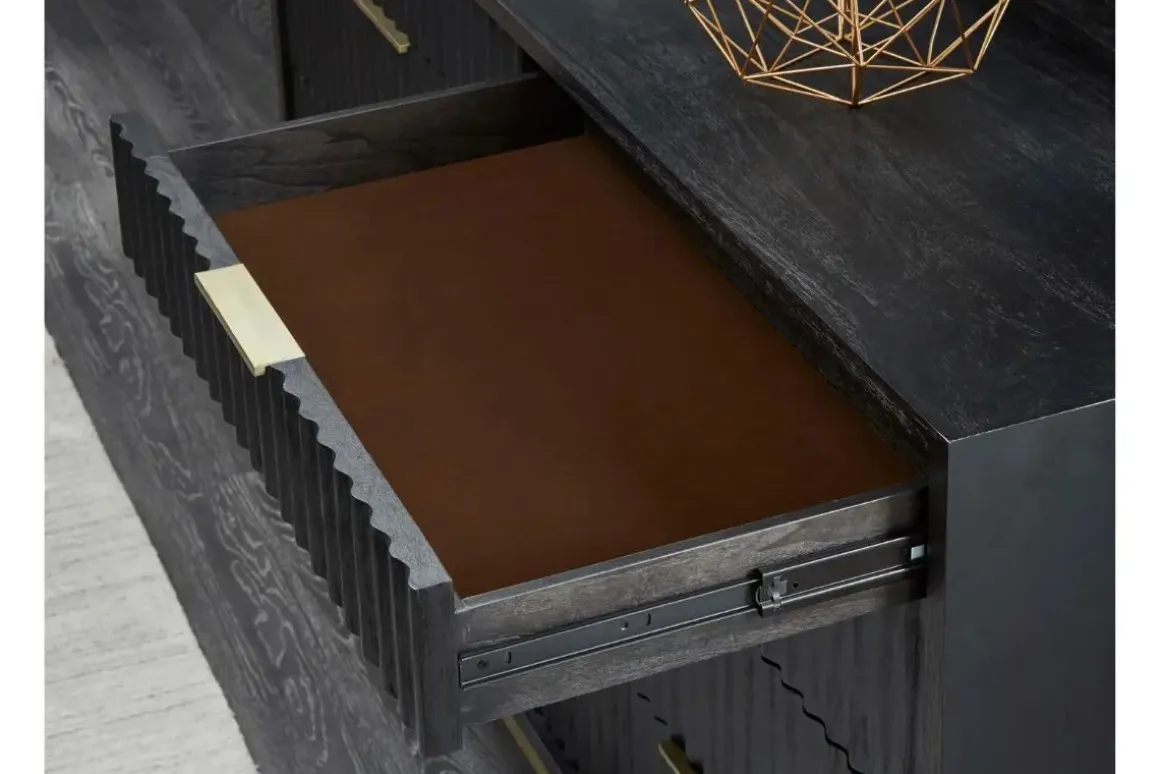 Kentfield Chest In Black Drifted Oak