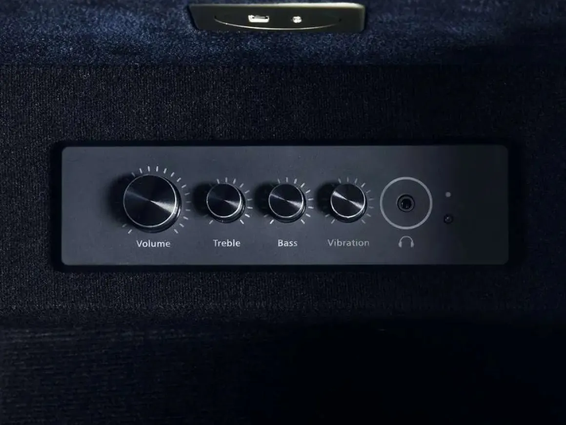 Kingston 3 Power Sofa & Console Loveseat In Ocean Blue