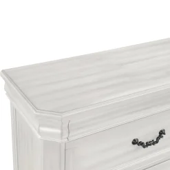 Lyndhurst Chest In Walnut