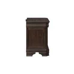 Lyndhurst Nightstand In Walnut