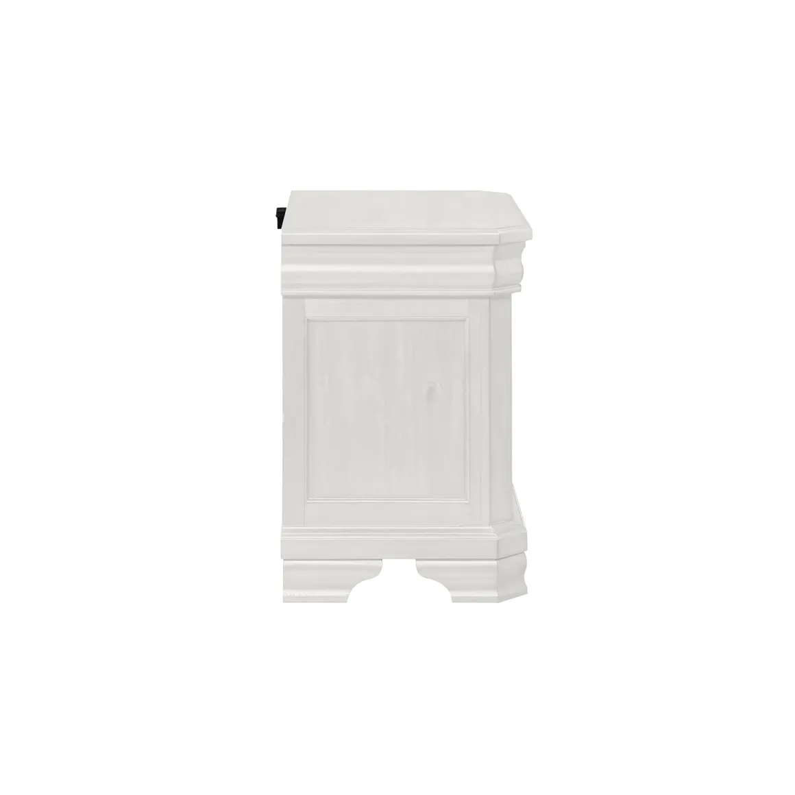 Lyndhurst Nightstand In Walnut