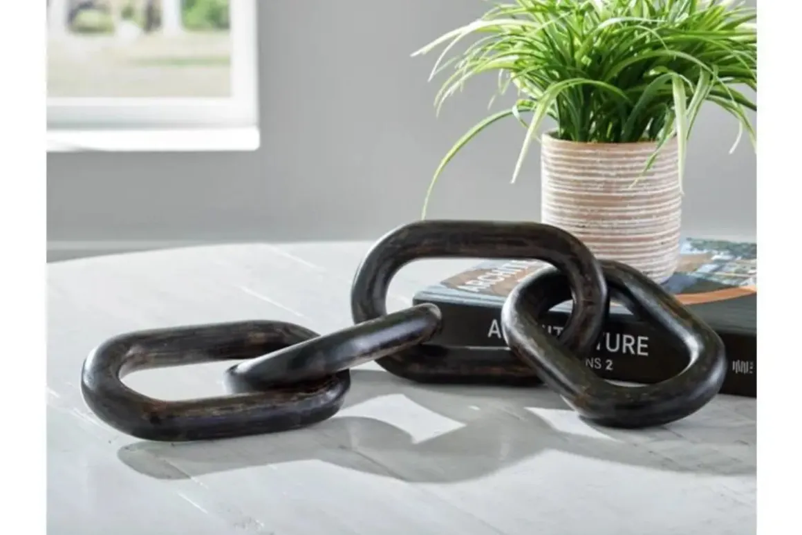 Mardelby Sculpture In Natural