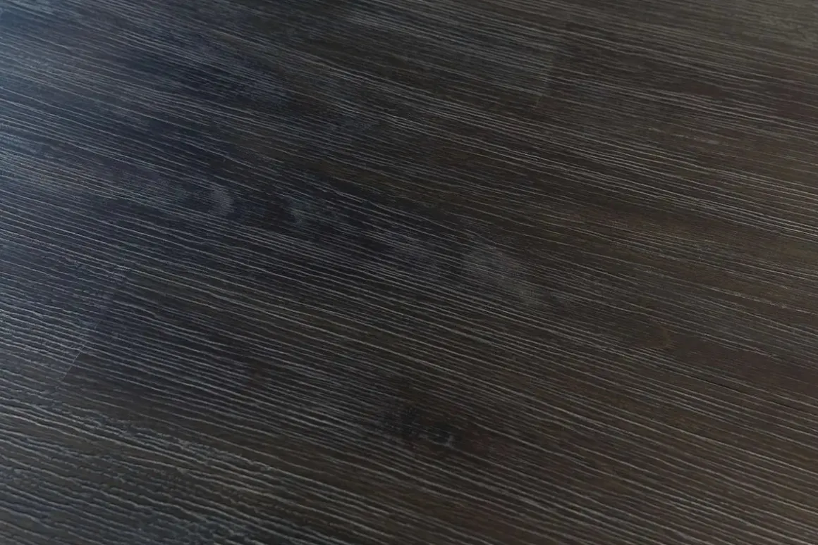 Meadow Extendable Dining Table In Brown