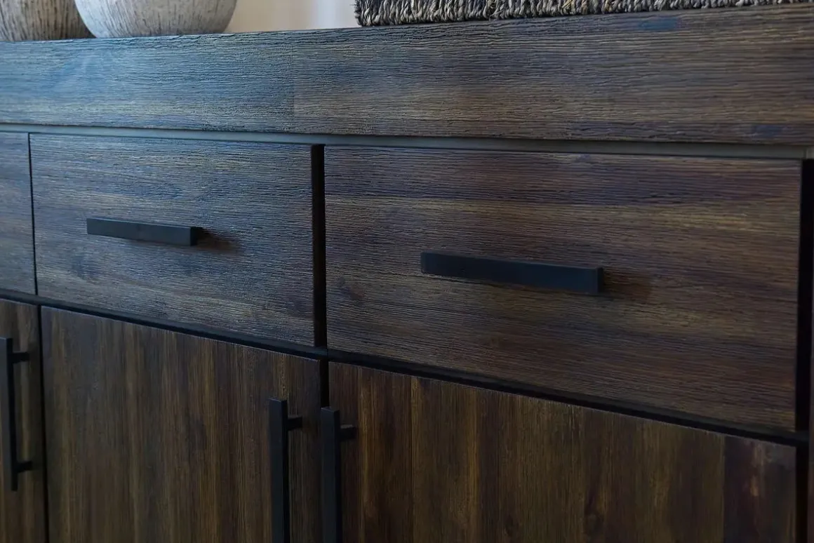 Meadow Sideboard In Brown
