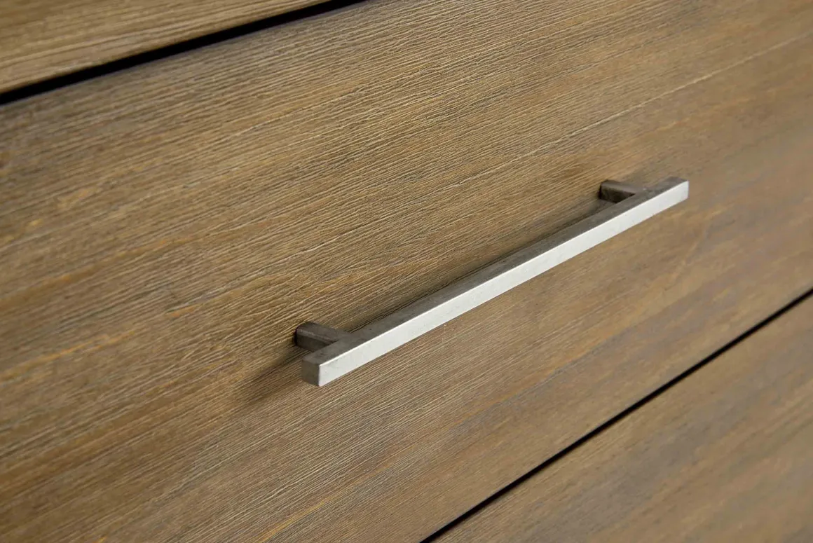 Melbourne Chest In Mineral