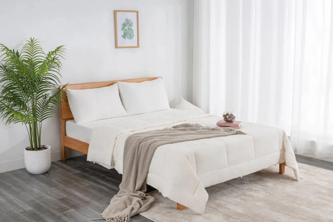 Mlily Soft Wash Pillow In White, Queen