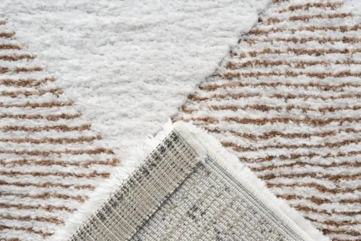 Nube Mist Rug In Caramel, 5’ X 7’