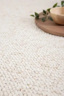 Pablo Linea Rug In Ivory & Sand, 5’ X 7’