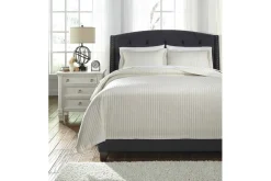 Raleda 3 Piece Coverlet In Navy, Eastern King