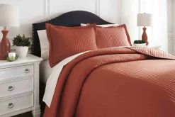 Raleda 3 Piece Coverlet In Navy, Eastern King