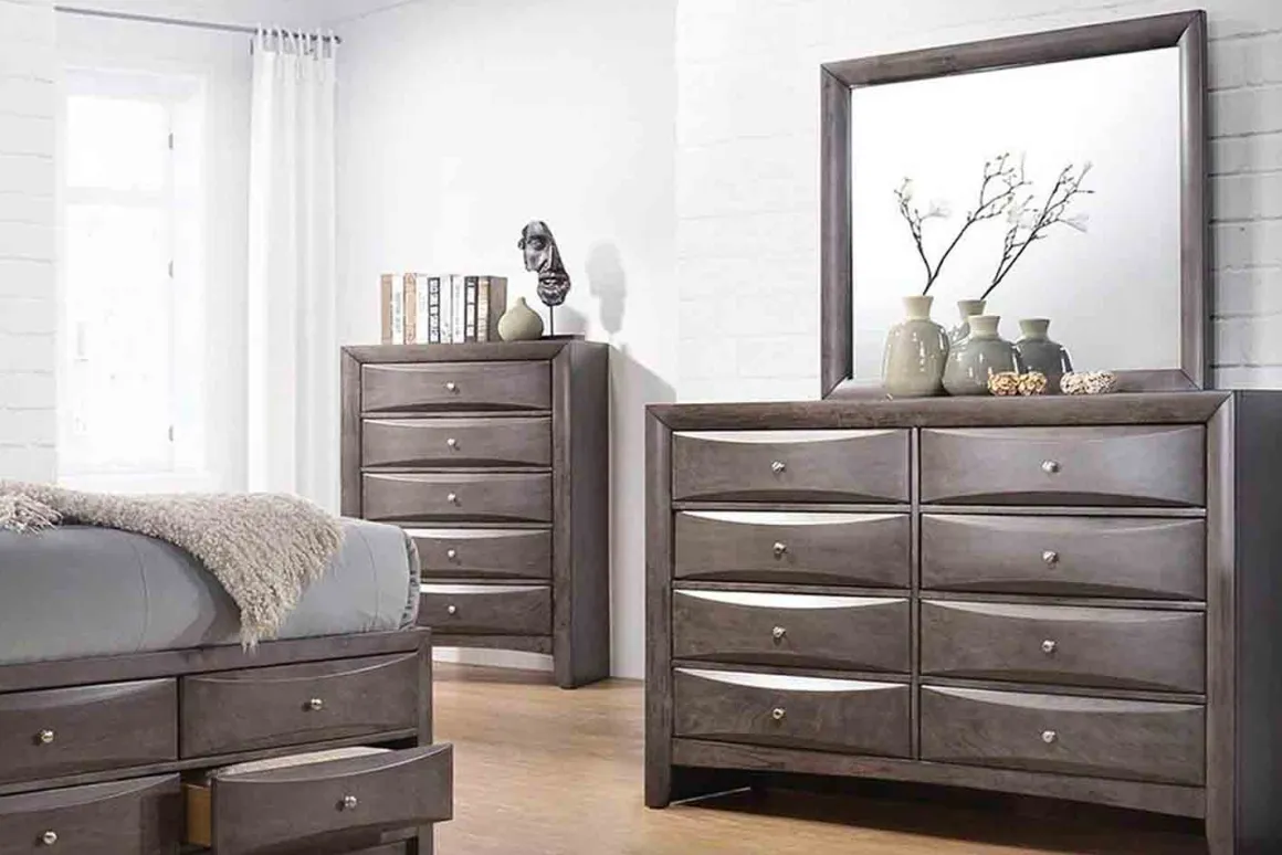 Remi Dresser In Gray