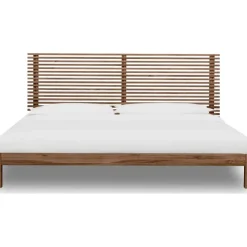 Tanner Platform Bed In Flaxen, Full