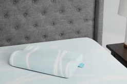 Tempur-Pedic Breeze Pro-Hi Cooling Pillow In White, Eastern King