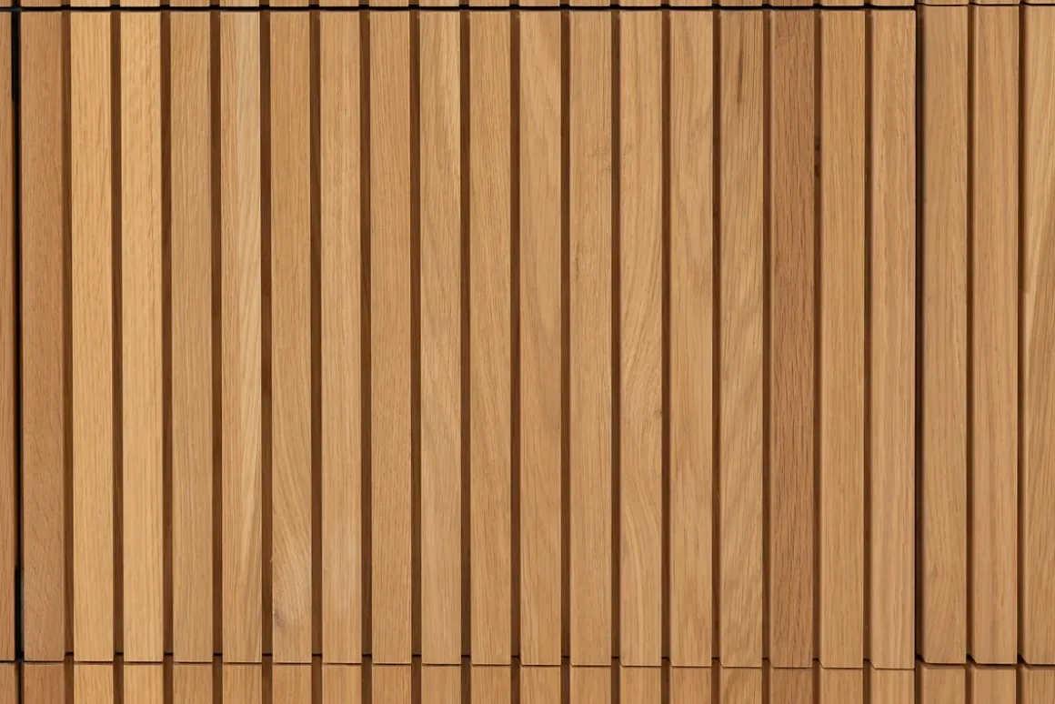 Transformer Round Extendable Dining Table In Scandinavian Oak