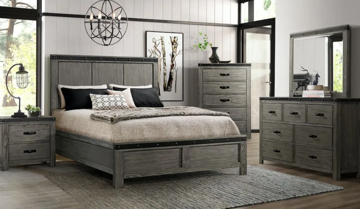 Wade Panel Bed In Gray, Queen