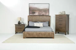 Yellowstone Panel Bed In Canyon, Queen